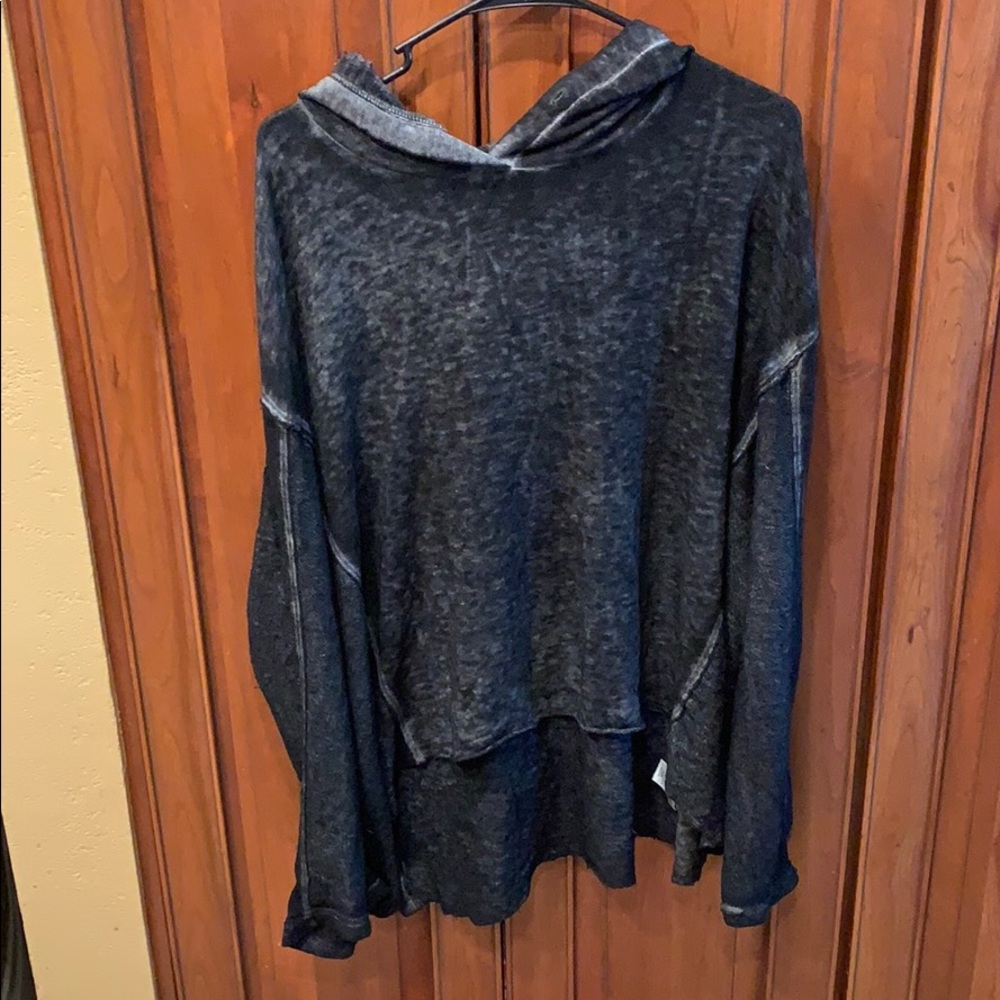 Hooded sweater/ shorter in front, longer in back